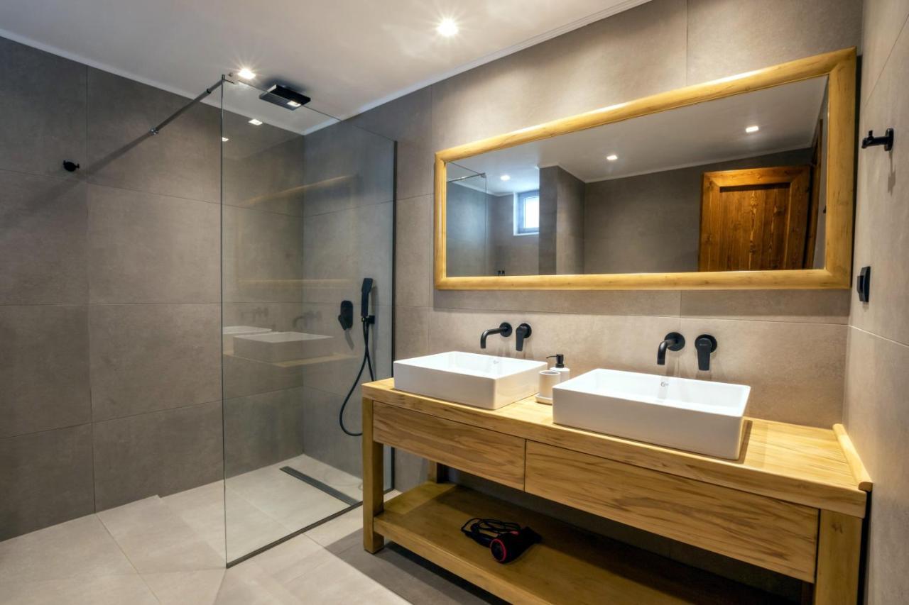 Cato Agro 2, Seafront Villa With Private Pool 奇波斯阿费提 外观 照片
